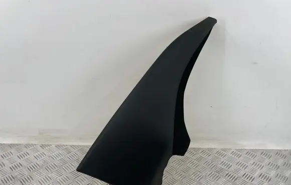 Mercedes-Benz C W204 Rear seat side top trim 55048198 6031670R9D88