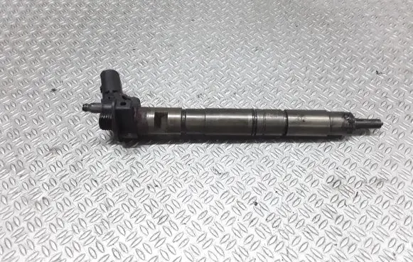 Fuel injector
