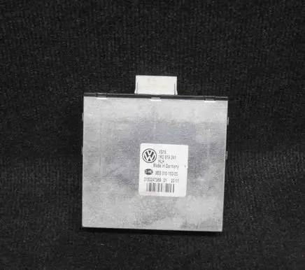 Volkswagen Golf VI Voltage converter/converter module 1K0919041