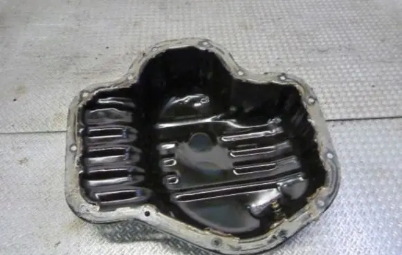 Toyota RAV 4 (XA10) Oil sump
