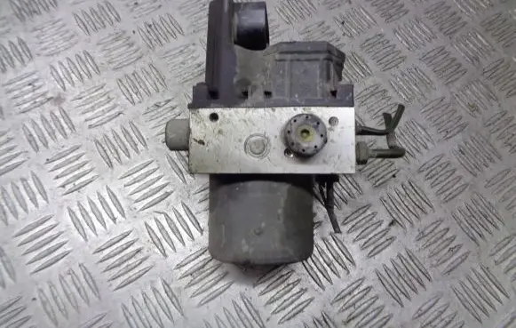 Ford Mondeo Mk III ABS Pump 0265800007