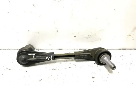 BMW 7 G11 G12 Front anti-roll bar/stabilizer link 6861485