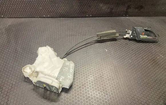 Honda CR-V Front door lock