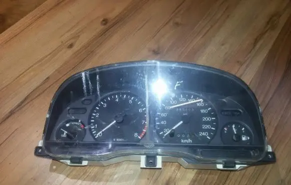 Ford Mondeo MK I Speedometer (instrument cluster) 93bb10b885ba