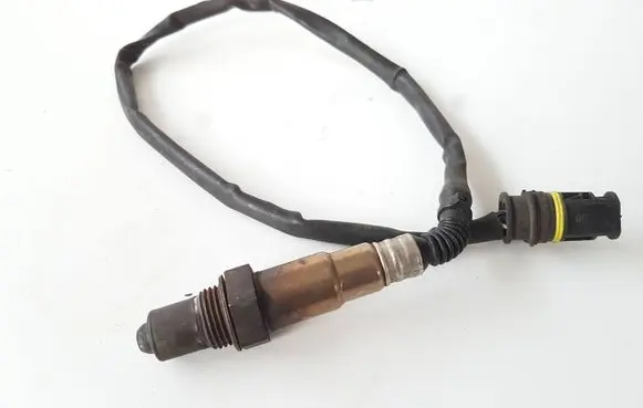 Mercedes-Benz ML W164 Lambda probe sensor 0015404717