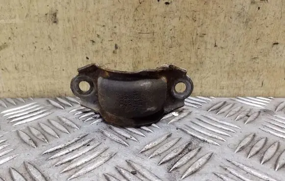 Audi A4 S4 B8 8K Sway bar bush bracket, front 4D0411336G