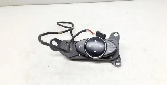 Mercedes-Benz E W211 Wing mirror switch 2118216179