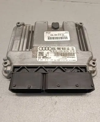Audi A5 8T 8F Engine control unit/module 03L906018JL 03L906018JG 0281018128