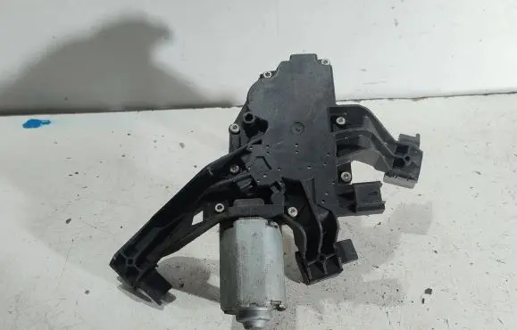 Peugeot 207 Rear window wiper motor 9652418780