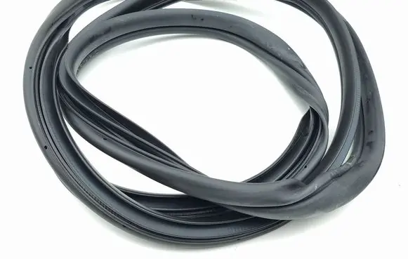 KIA Sportage Rubber seal rear door