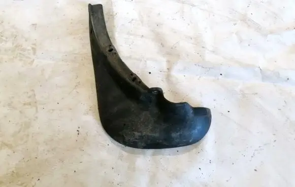 Nissan Primera Front mudguard ke7882f085 ke788-2f085