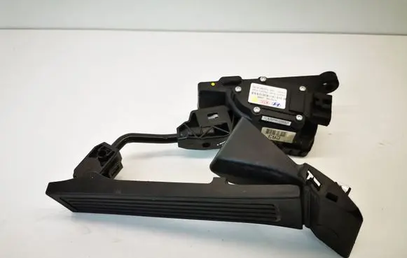 KIA Sportage Accelerator throttle pedal 327002S900 FLF210B2S900 DH327272S000