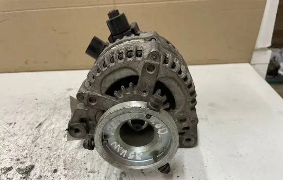 Ford Focus Generator/alternator 1677167 C631488R