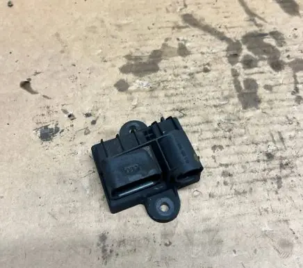 Mercedes-Benz Sprinter W906 Glow plug pre-heat relay A6519008902