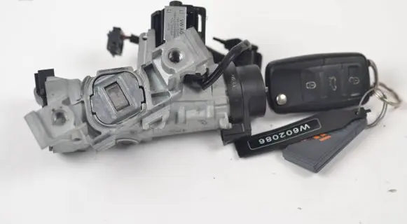 Volkswagen Golf Plus Ignition lock 1K0953527C 29400696530