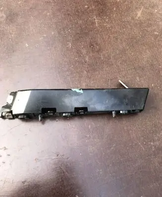 Land Rover Discovery 5 Front bumper splitter molding L2LTP HY3217A870AE