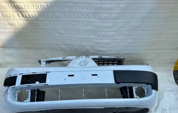 Renault Scenic II - Grand scenic II Front bumper .....