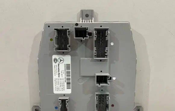 Mercedes-Benz GLC C253 Other control units/modules A2059006822