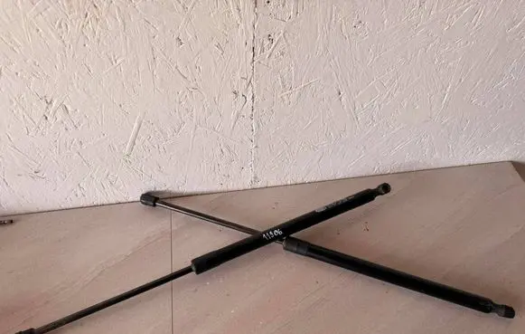 BMW 5 E60 E61 Tailgate/trunk strut/damper