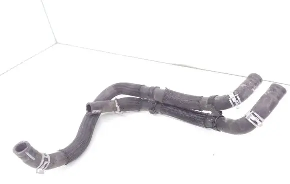 Toyota RAV 4 (XA40) Engine coolant pipe/hose