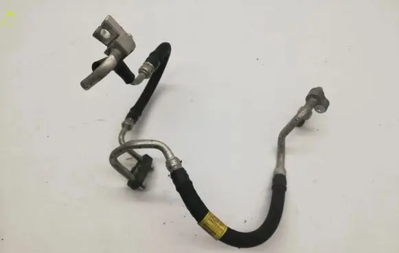 Opel Mokka Air conditioning (A/C) pipe/hose 95376432
