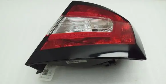 Skoda Fabia Mk3 (NJ) Rear/tail lights 6V6945096
