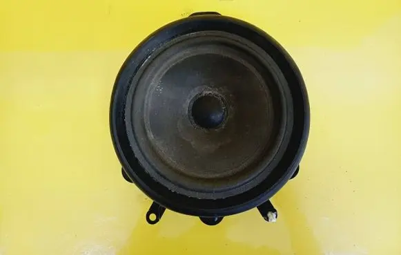 Audi A4 S4 B6 8E 8H Front door speaker 8E0035411