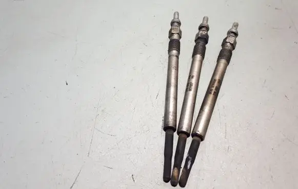Volvo XC90 Glow plug 276002 8631607