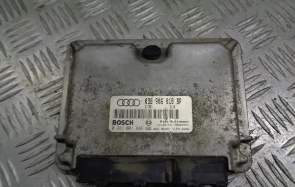 Audi A3 S3 8L Engine control unit/module ECU 038906018BP
