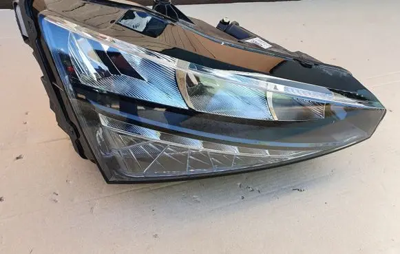 Skoda Scala Headlight/headlamp 657941016
