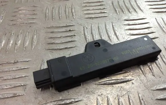 Interior comfort aerial antenna