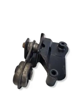 Nissan Qashqai Engine mount bracket 112383734R