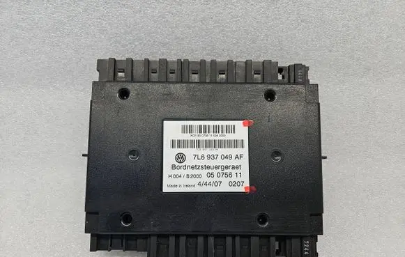 Volkswagen Touareg I Comfort/convenience module 7L6937049AF 05075611 7L6927045