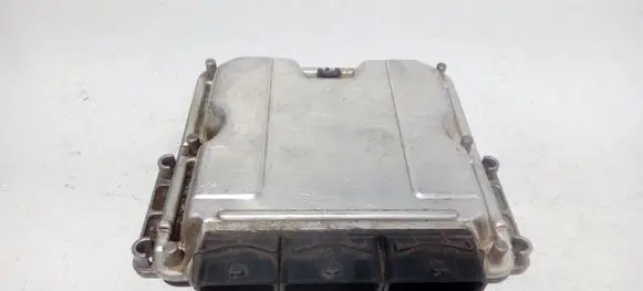 Renault Laguna II Engine control unit/module 0281011325 8200309318 8200309329