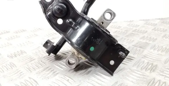 Skoda Rapid (NH) Gearbox mount 6RF199555E