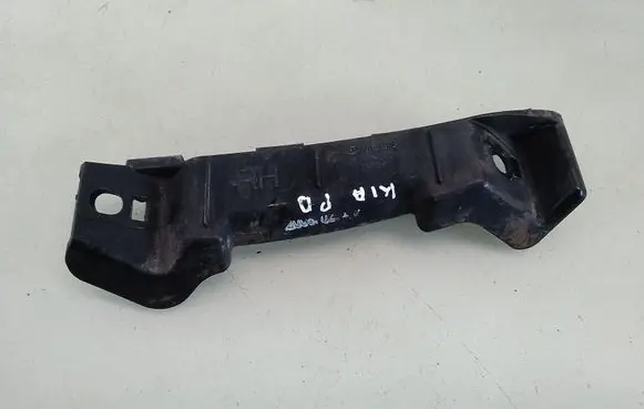 Front bumper mounting bracket