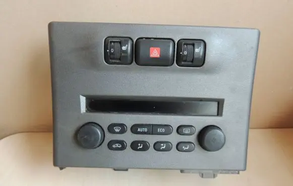 Opel Zafira B Climate control unit 24439584 330188061