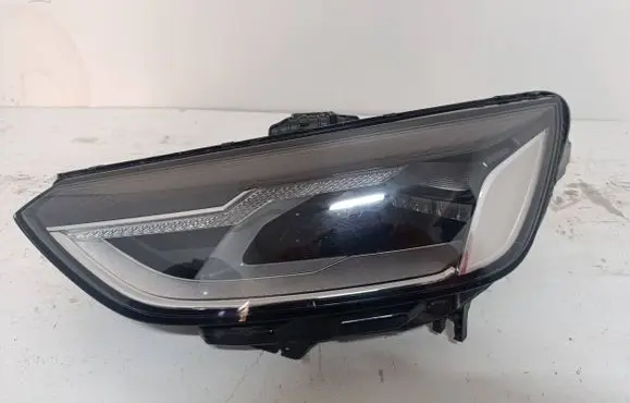 Audi A4 S4 B9 8W Headlight/headlamp 8W0941011