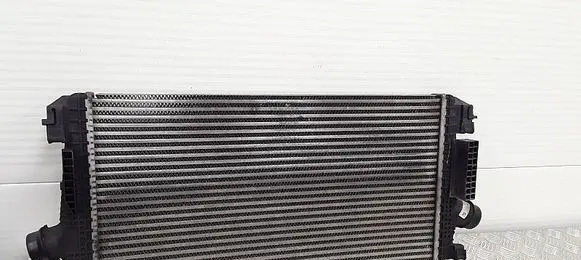 Opel Astra J Intercooler radiator 13267647