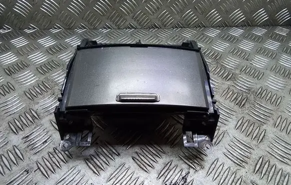 Ashtray (front)