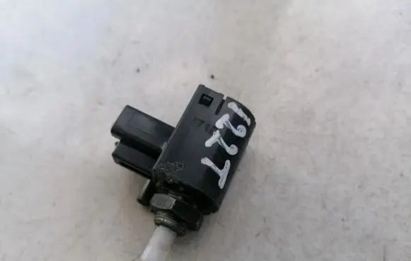 Toyota Corolla Verso AR10 Brake pedal sensor switch CV591