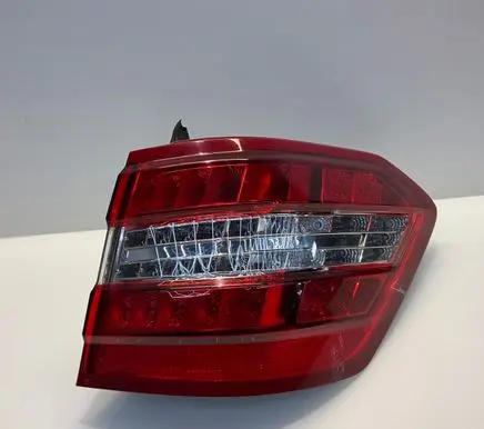 Mercedes-Benz E W212 Rear/tail lights A2128204064 2128204064
