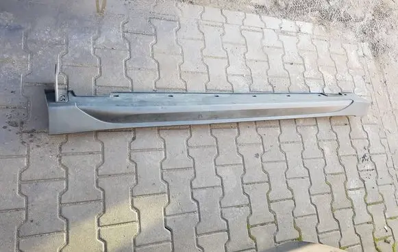 Hyundai Tucson JM Foot area side trim 
