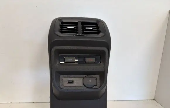 Volkswagen Tiguan Rear air vent grill 5NA864298G