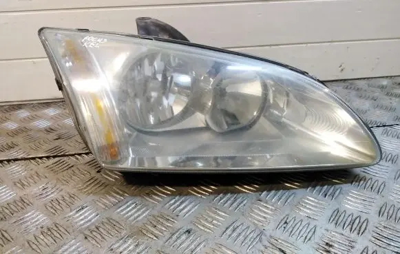 Ford Focus Headlight/headlamp 4M5113K060AA VP4M5X13K060AA