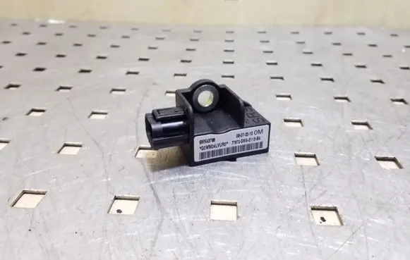 Honda CR-V Airbag deployment crash/impact sensor 77970SWAE113M4 77970SWAE113 5WK43786