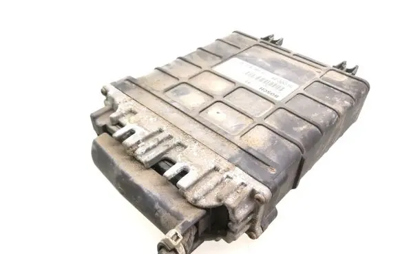Volkswagen Golf III Engine control unit/module 028906021AF 0281001308 0281001309