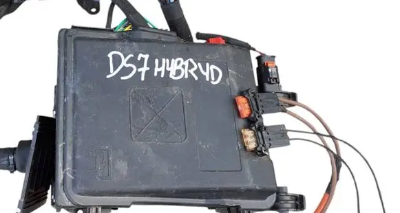 Citroen DS7 Crossback Fuse box set 9804681980 74705677 0000011152