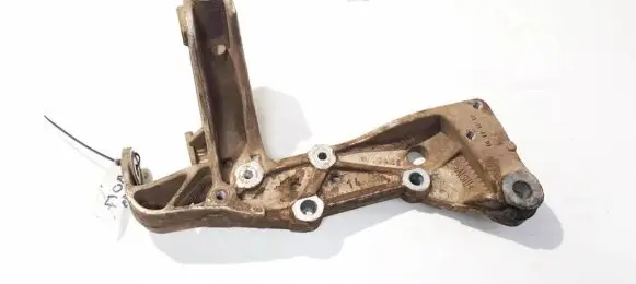 Volkswagen Tiguan Front lower control arm/wishbone 1k0199296e