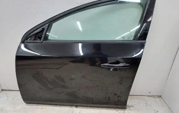 Volvo S60 Front door